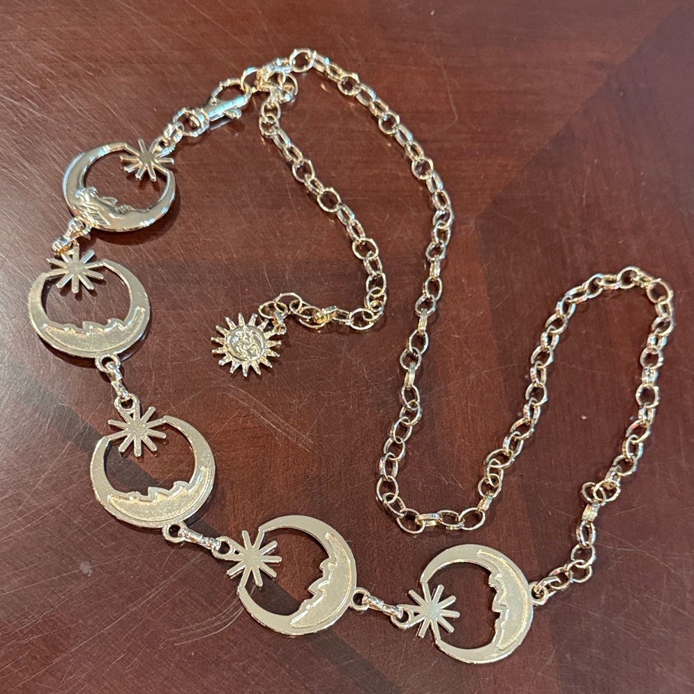 Moon and Star Necklace adjustable fashion chain belt gold - Picture 3 of 3
